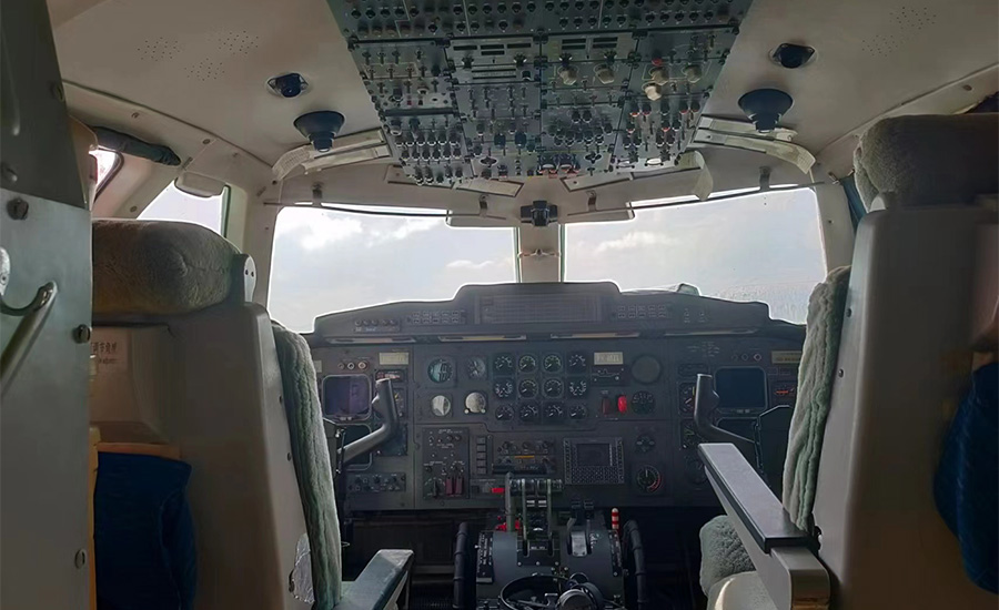 Airborne AVIONICS & ELECTRONICS (4)